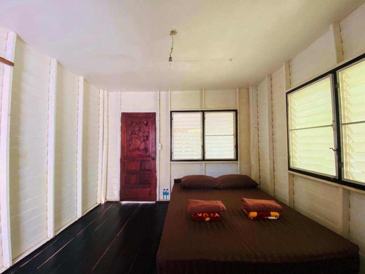 Banana Resort Koh Phayam Exterior photo