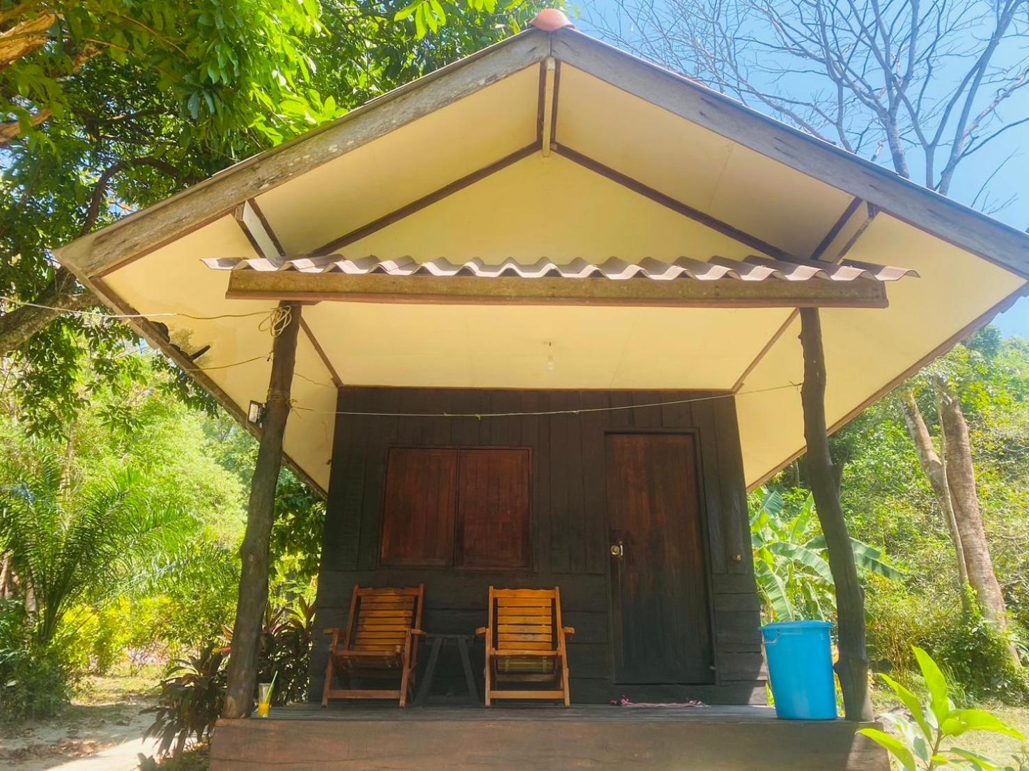 Banana Resort Koh Phayam Exterior photo